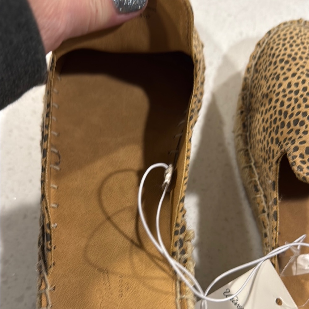 Universal Thread Leopard print espadrilles.  Size 8, new with tags, - Picture 6 of 10